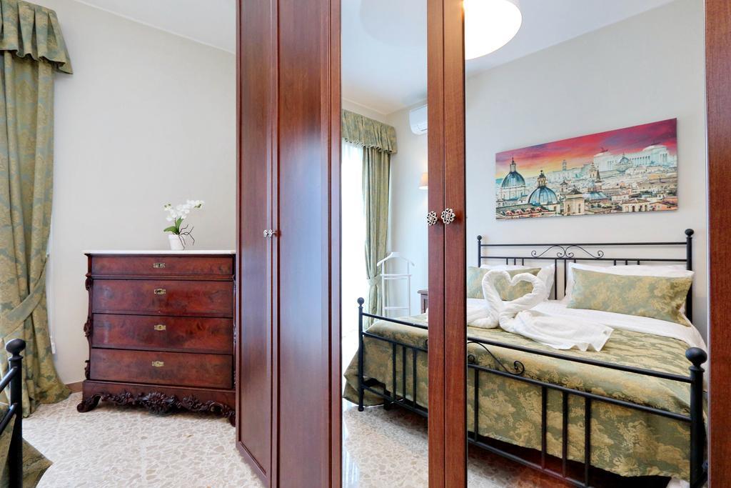 Oksana'S Bernadette Apartment Rome Exterior photo